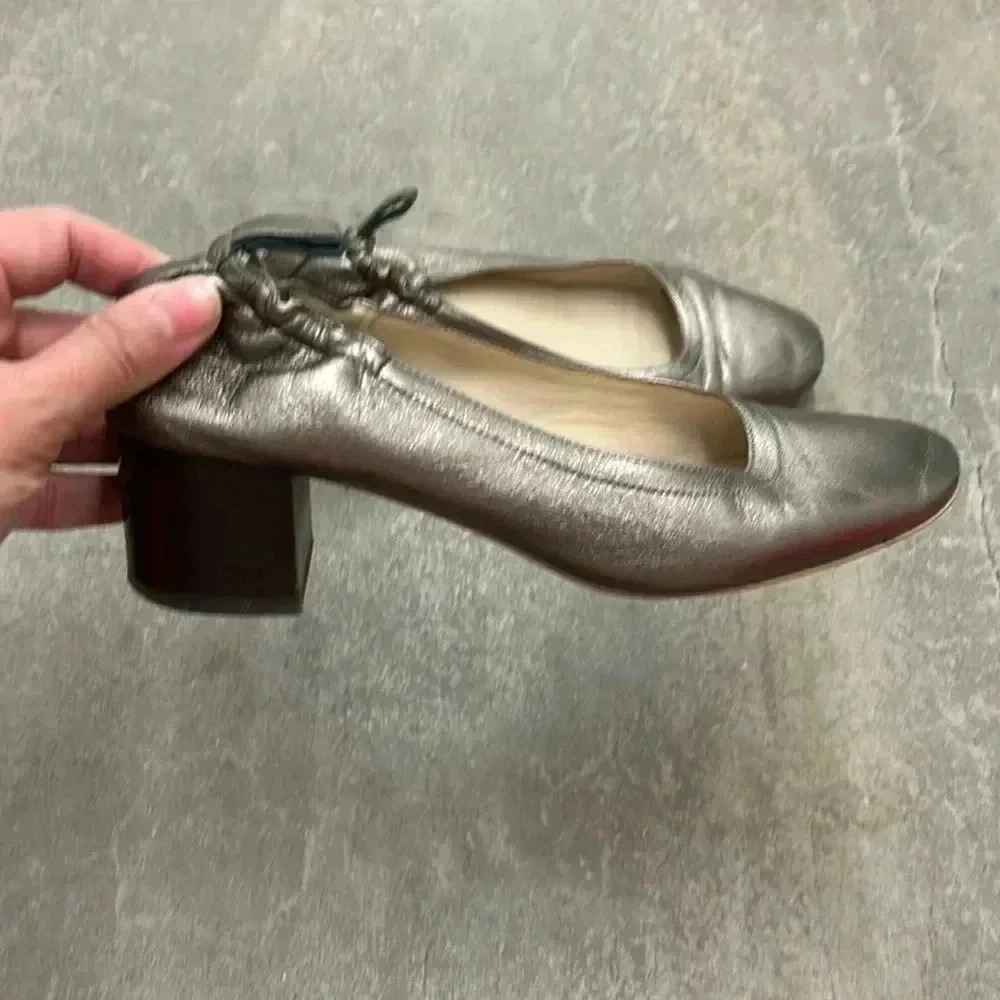 Everlane  metallic‎ heels